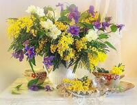 Без бренда «Букет из мимозы и колокольчиков в вазе» в Кемерово в интернет-магазине  Без бренда «Букет из мимозы и колокольчиков в вазе» в Кемерово